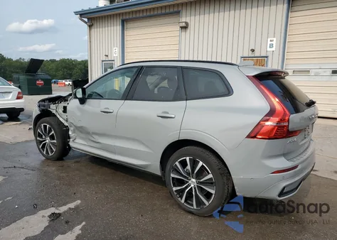 2025 Volvo Xc60 Plus из США, поврежденный, VIN YV4M12RC2S1056443